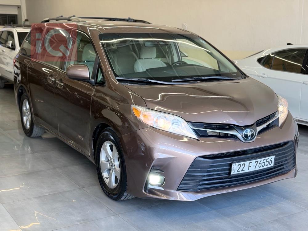 تويوتا سيينا